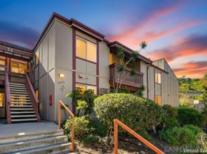 5493 Adobe Falls Rd 10, San Diego CA 92120