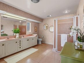 2255 Evergreen St, Point Loma CA 92106