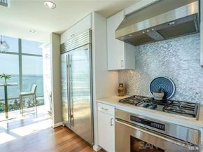 1262 Kettner 2204, San Diego CA 92101