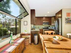 7301 Calle De Fuentes, Carlsbad CA 92009