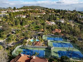 7301 Calle De Fuentes, Carlsbad CA 92009