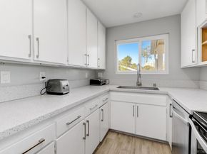 7864 Camino Jonata, San Diego CA 92122