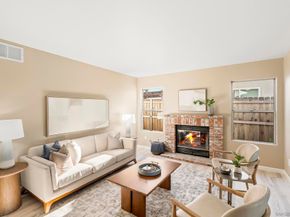 7427 Kamwood St, San Diego CA 92126