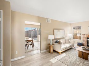 7427 Kamwood St, San Diego CA 92126