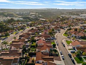 7427 Kamwood St, San Diego CA 92126