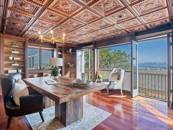 3235 Harbor View Dr, San Diego CA 92106