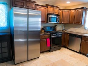 10179 Canyon Dr, Escondido CA 92026