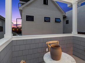943 F Ave, Coronado CA 92118