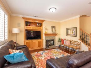17028 New Rochelle Way, San Diego CA 92127