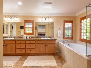 17028 New Rochelle Way, San Diego CA 92127