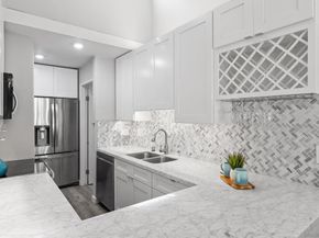 1775 Diamond 303, San Diego CA 92109