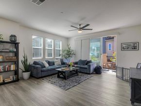 6058 Colt Place 101, Carlsbad CA 92009