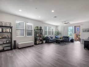 6058 Colt Place 101, Carlsbad CA 92009
