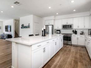 6058 Colt Place 101, Carlsbad CA 92009
