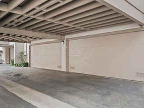 8490 Via Sonoma 10, La Jolla CA 92037