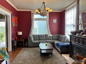 2068 Front St, San Diego CA 92101