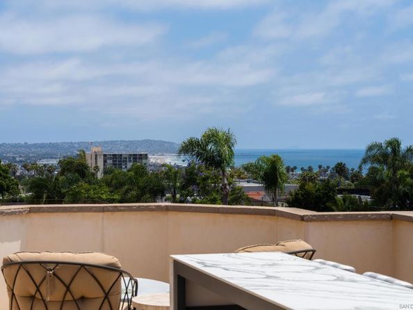 1045 Van Nuys St, San Diego CA 92109