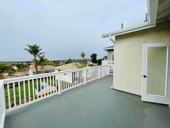 6737 43 Thomson Ct, San Diego CA 92111