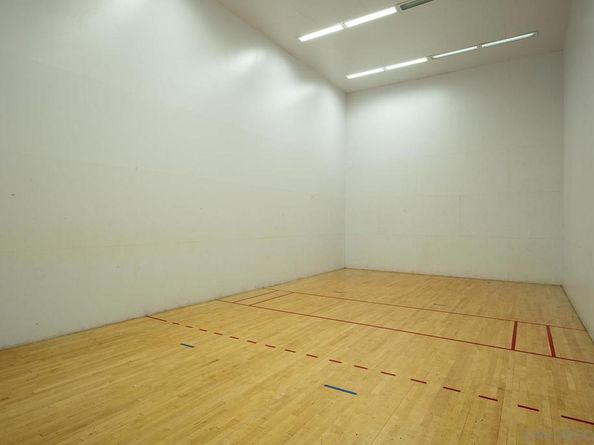 5845 Friars Rd 1206, San Diego CA 92110