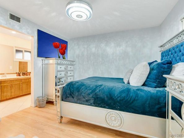 Undisclosed Address #250032788SD, Lakewood CA 90715