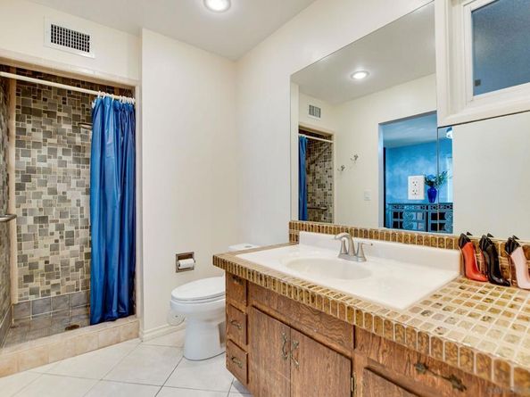 Undisclosed Address #250032788SD, Lakewood CA 90715