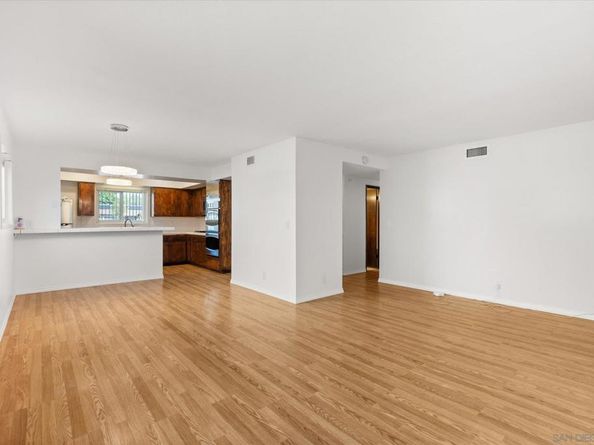 Undisclosed Address #250032788SD, Lakewood CA 90715