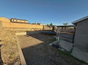2745 Kausman St, San Diego CA 92139