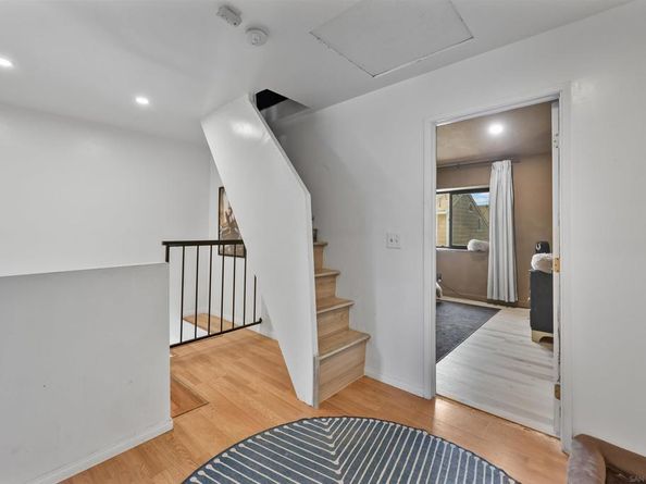 6010 Oak Street Unit A, Huntington Park CA 90255