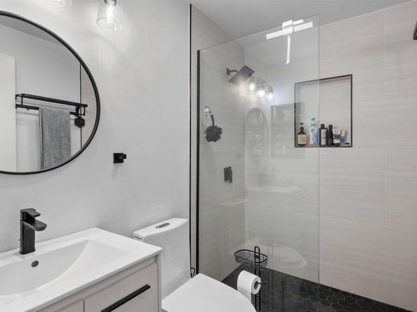 6010 Oak Street Unit A, Huntington Park CA 90255