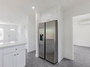 1511 E 85th Street, Los Angeles CA 90001