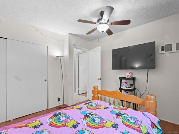 5700 Bates St 6, San Diego CA 92115