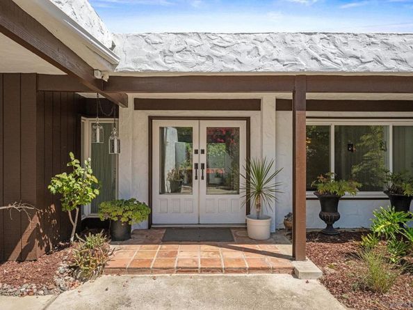 1640 El Paso Real, La Jolla CA 92037