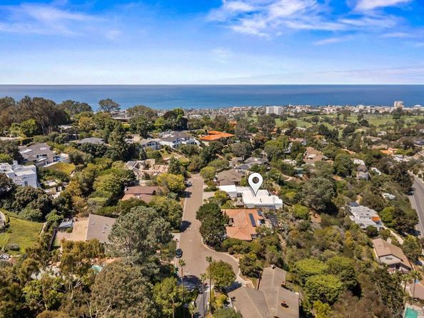 1640 El Paso Real, La Jolla CA 92037