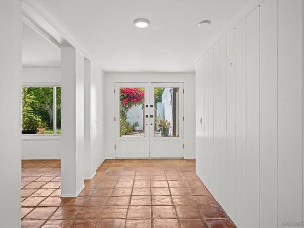 1640 El Paso Real, La Jolla CA 92037