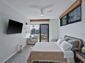 350 11th Ave 922, San Diego CA 92101