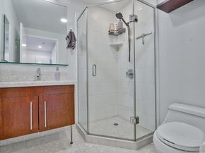 350 11th Ave 922, San Diego CA 92101