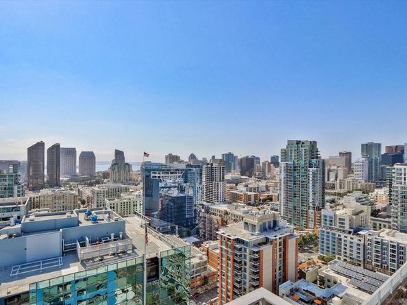350 11th Ave 922, San Diego CA 92101