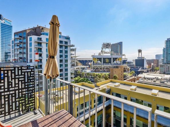 350 11th Ave 922, San Diego CA 92101