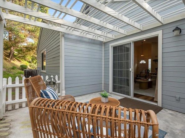 2006 Mountain Vista Way, Oceanside CA 92054