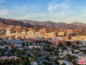 615 S Columbus Avenue, Glendale CA 91204