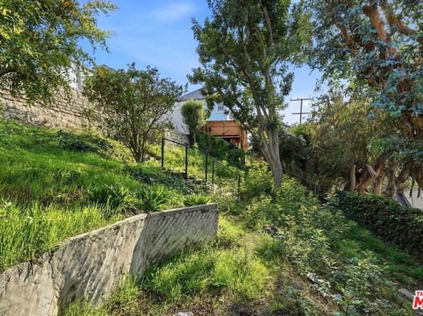 5509 Onacrest Drive, Los Angeles CA 90043