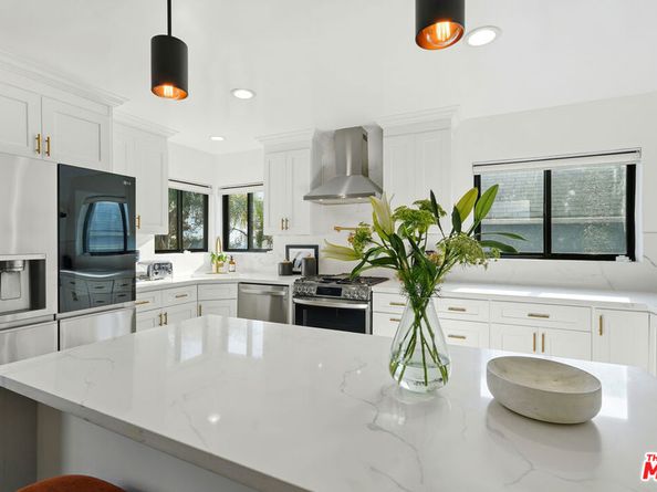 5509 Onacrest Drive, Los Angeles CA 90043