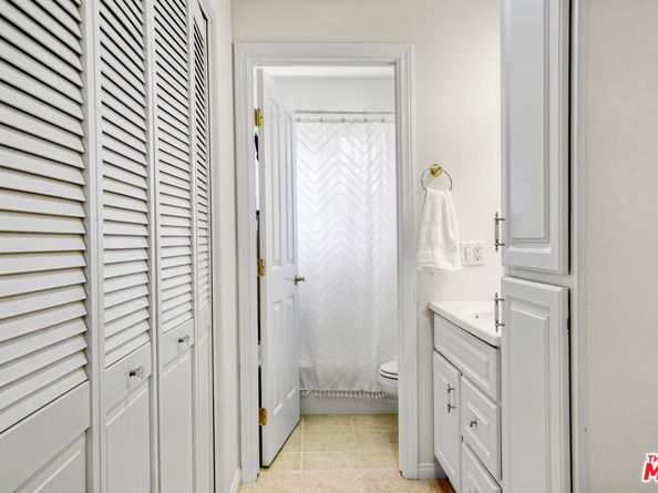 10943 Barman Avenue, Culver City CA 90230