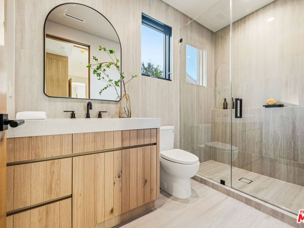 4816 Oak Park Avenue, Encino CA 91316