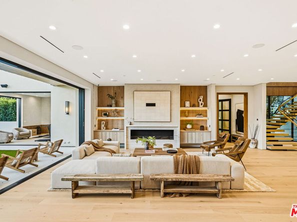 4816 Oak Park Avenue, Encino CA 91316