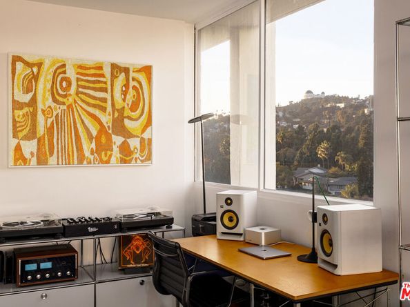 4455 Los Feliz Boulevard 1002, Los Angeles CA 90027