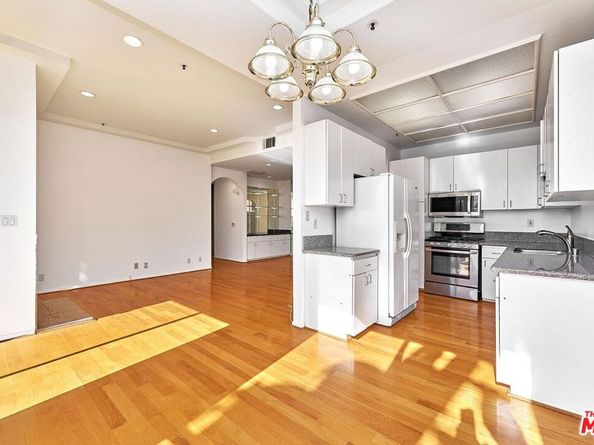 5050 Maplewood Avenue 206, Los Angeles CA 90004