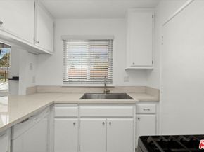 5845 Bowcroft Street 4, Los Angeles CA 90016