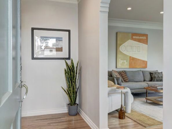 3504 S Cloverdale Avenue, Los Angeles CA 90016