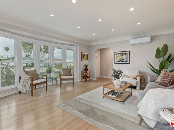 3504 S Cloverdale Avenue, Los Angeles CA 90016